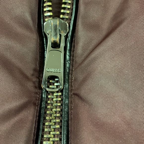 ❄️2/$30❄️Mens Guess Down Jacket Small - Picture 9 of 12